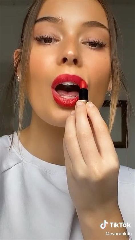 glitter lipstick tiktok.